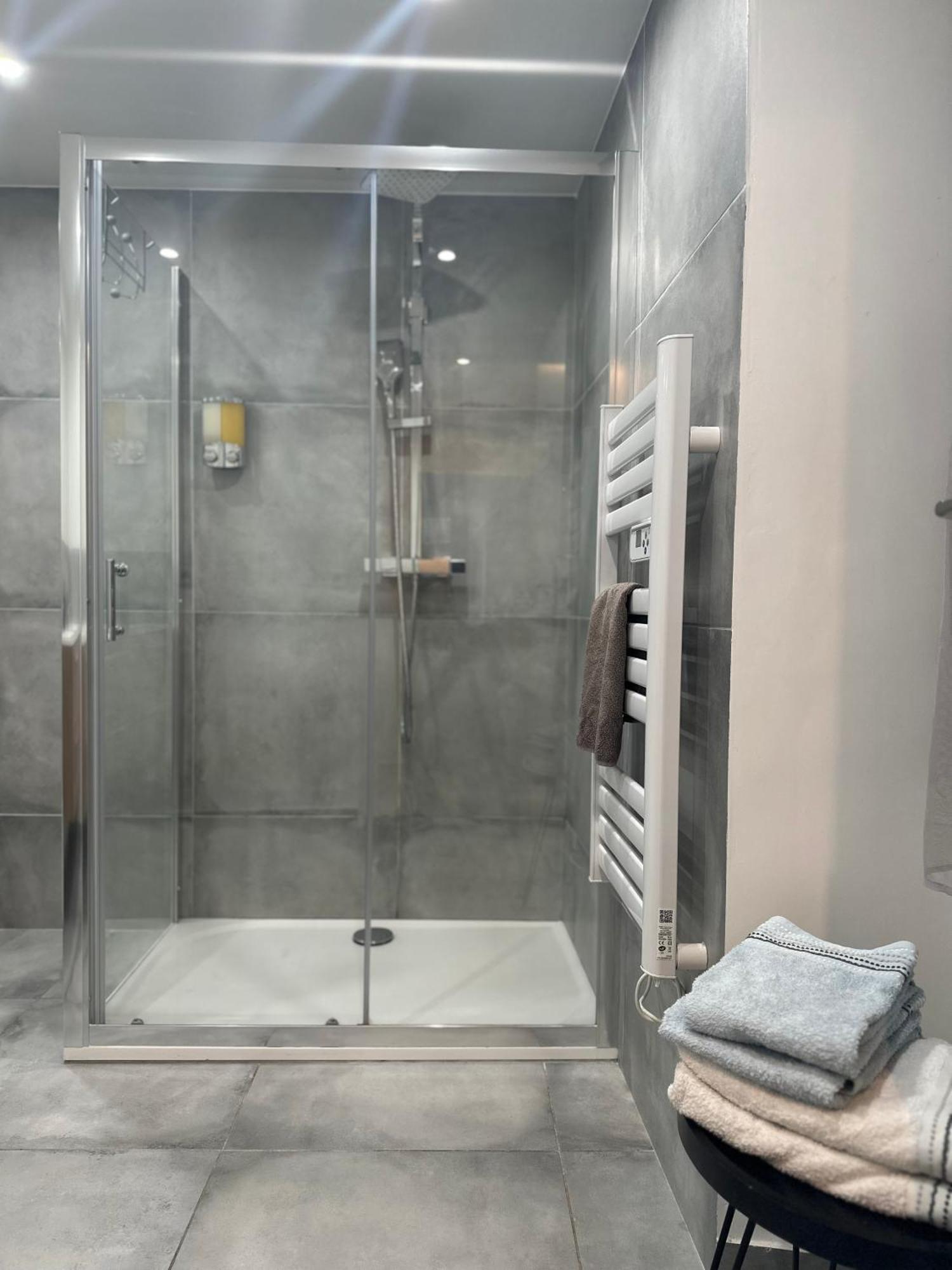 2 Pieces Vue A Proximite Des Parfumeries Apartment Grasse
